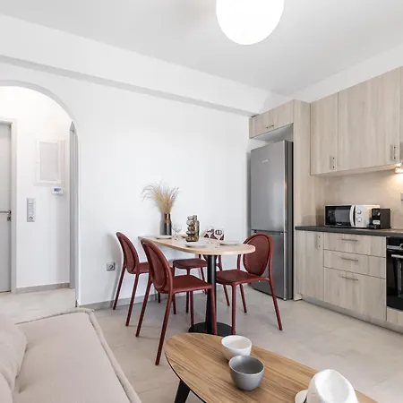 Aparthotel Niléa Island Living 4*