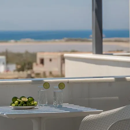 Aparthotel Niléa Island Living 4*