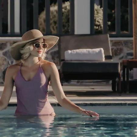 Nilea Island Living Апарт-отель 4*