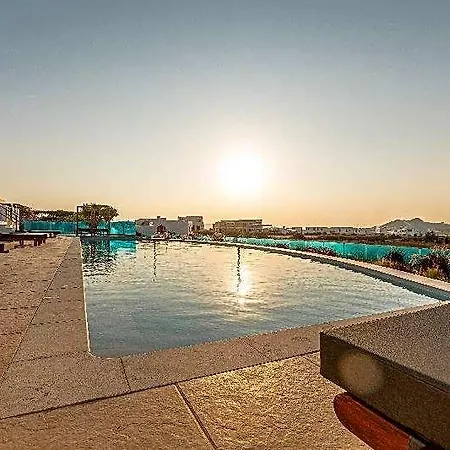 Nilea Island Living