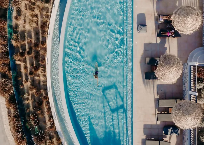 Nilea Island Living מלון דירות